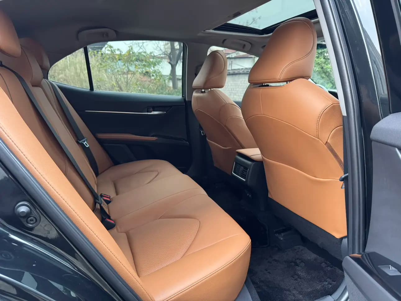 Toyota Camry 2022 г. 69112 км. — фото 13