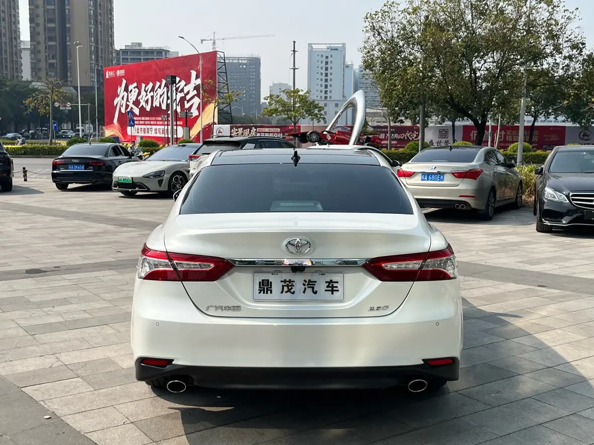 Toyota Camry 2022 г. 35117 км. — фото 5