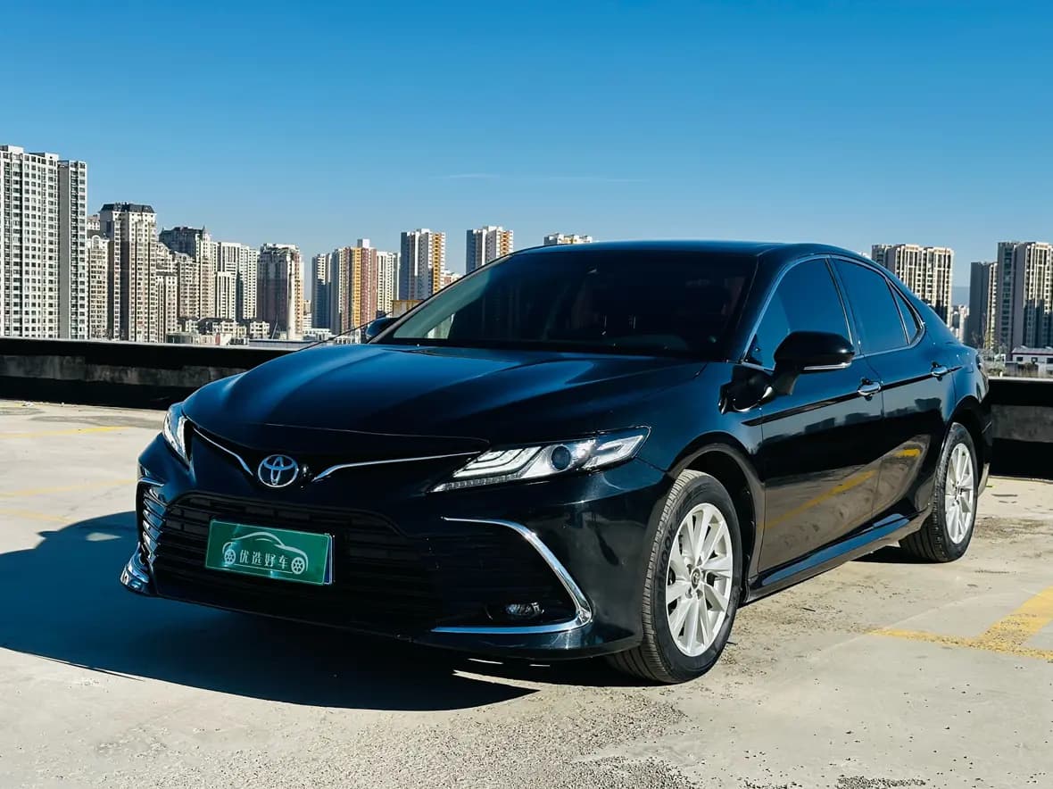 Toyota Camry 2021 г. 54118 км.