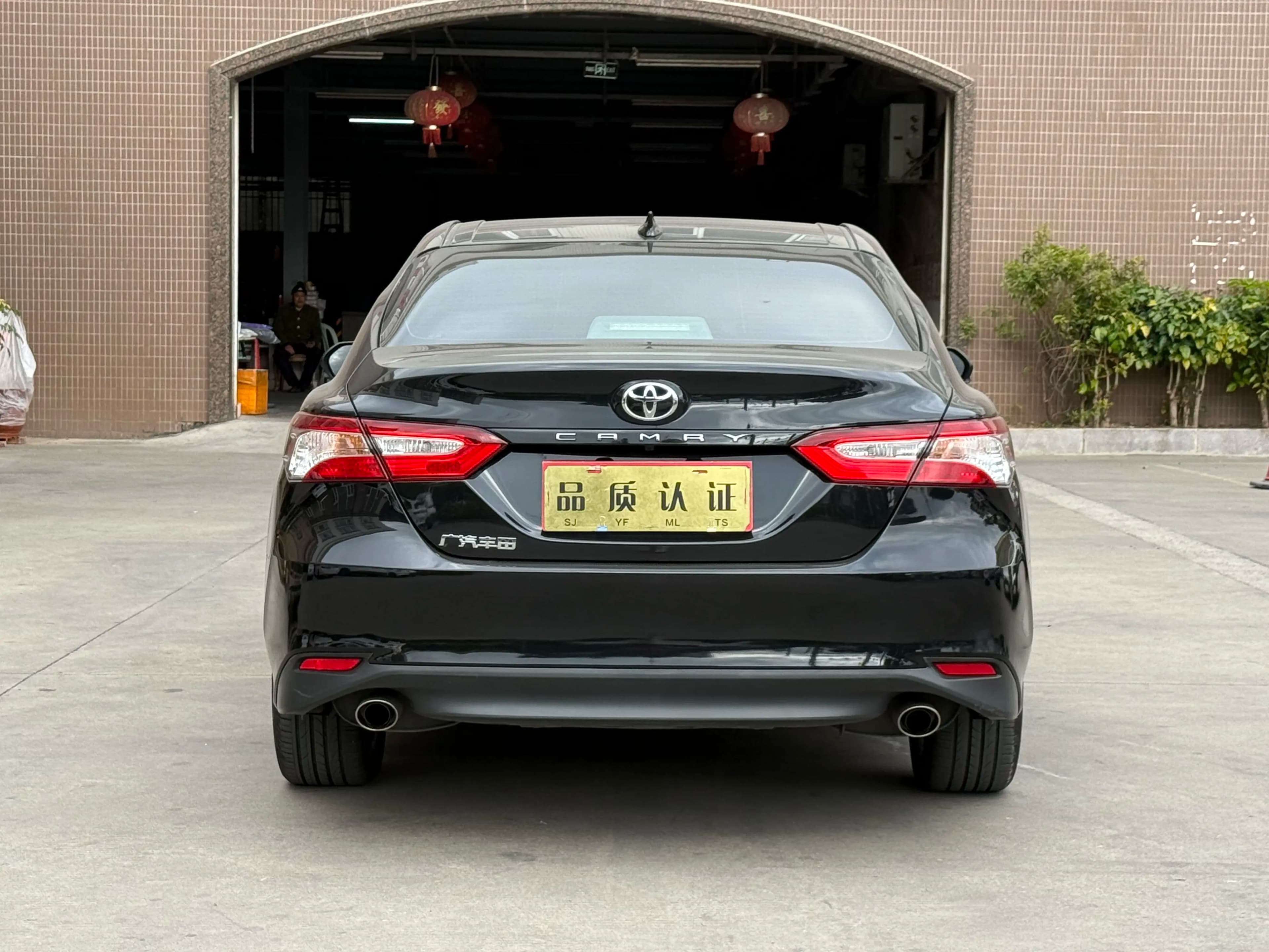 Toyota Camry 2023 г. 43121 км. — фото 3