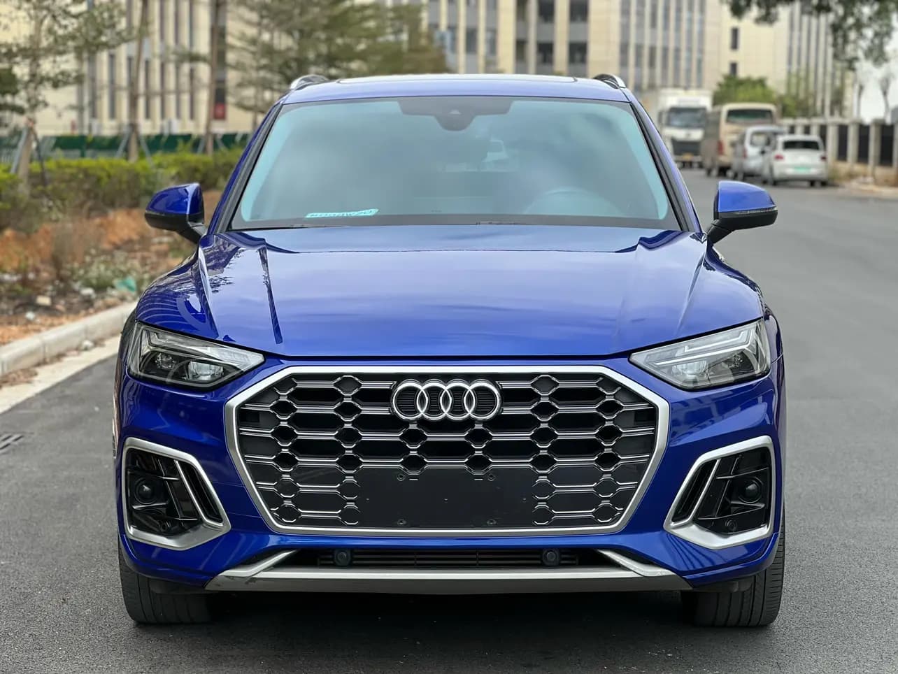Audi Q5L 2022 г. 45024 км. — фото 2