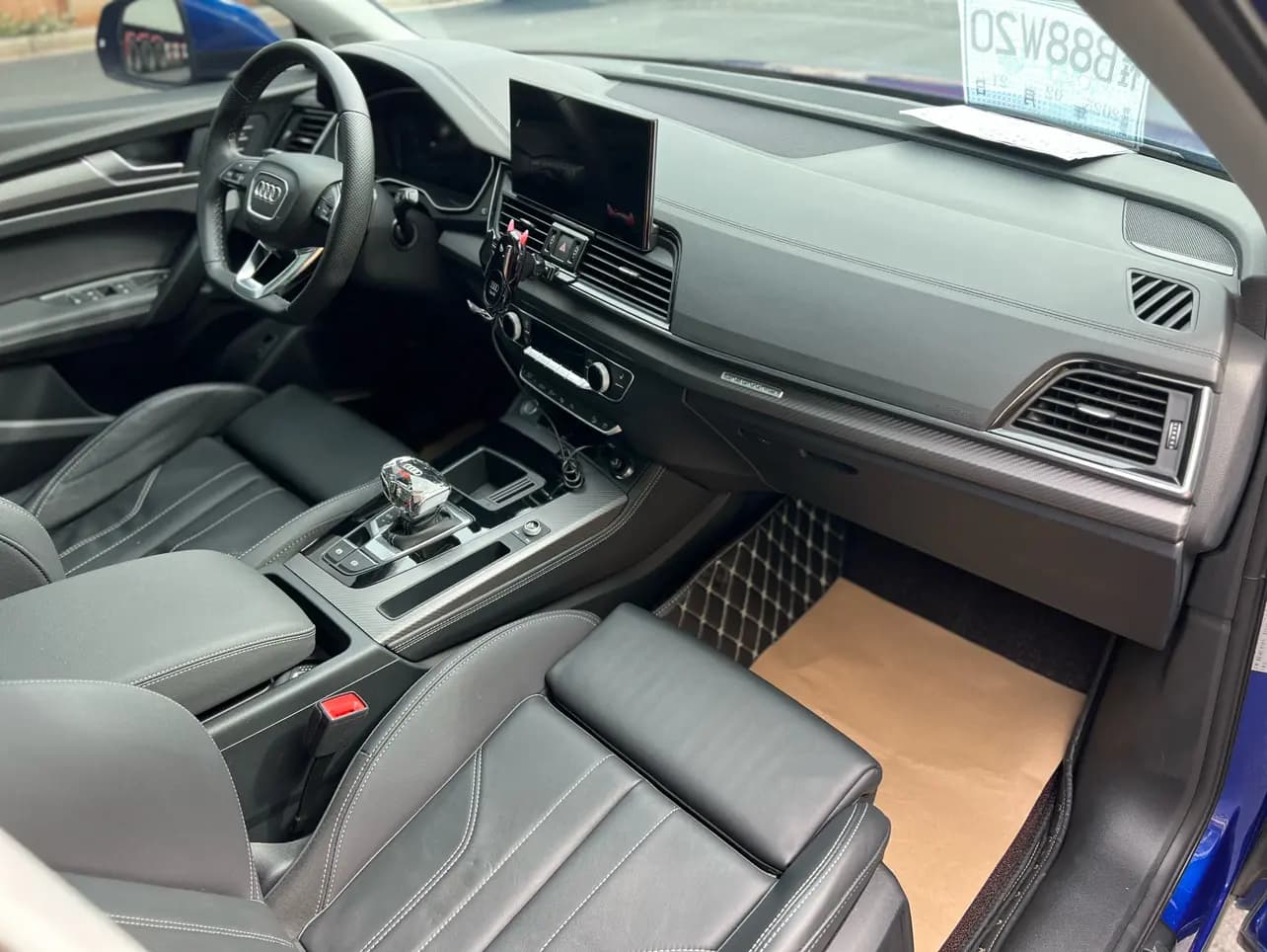 Audi Q5L 2022 г. 45024 км. — фото 14