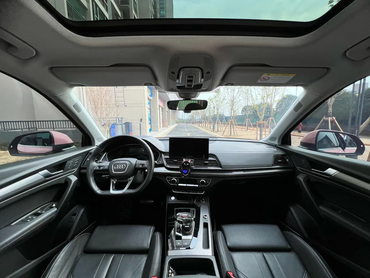 Audi Q5L 2022 г. 45024 км. — фото 15