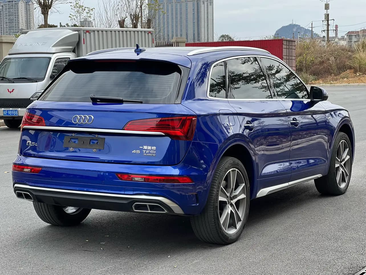 Audi Q5L 2022 г. 45024 км. — фото 7