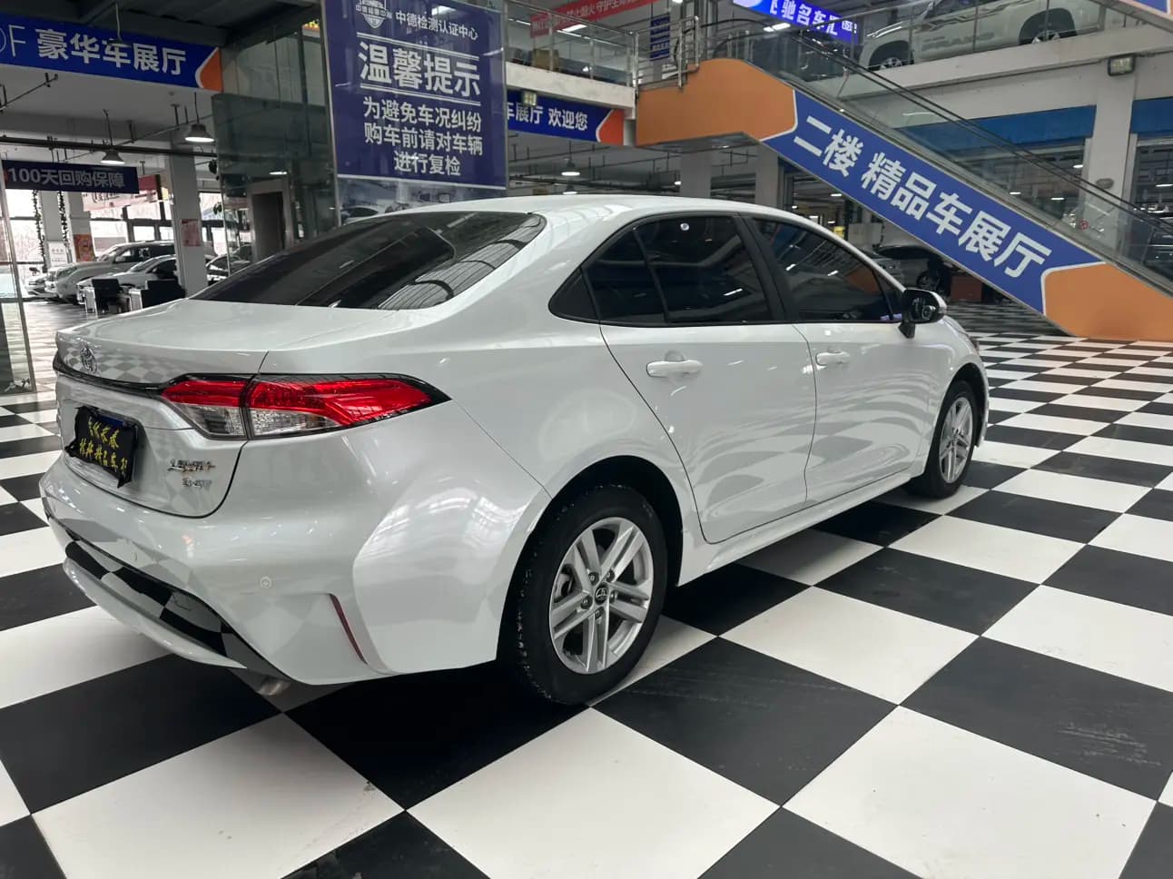 Toyota Levin 2021 г. 28100 км. — фото 5