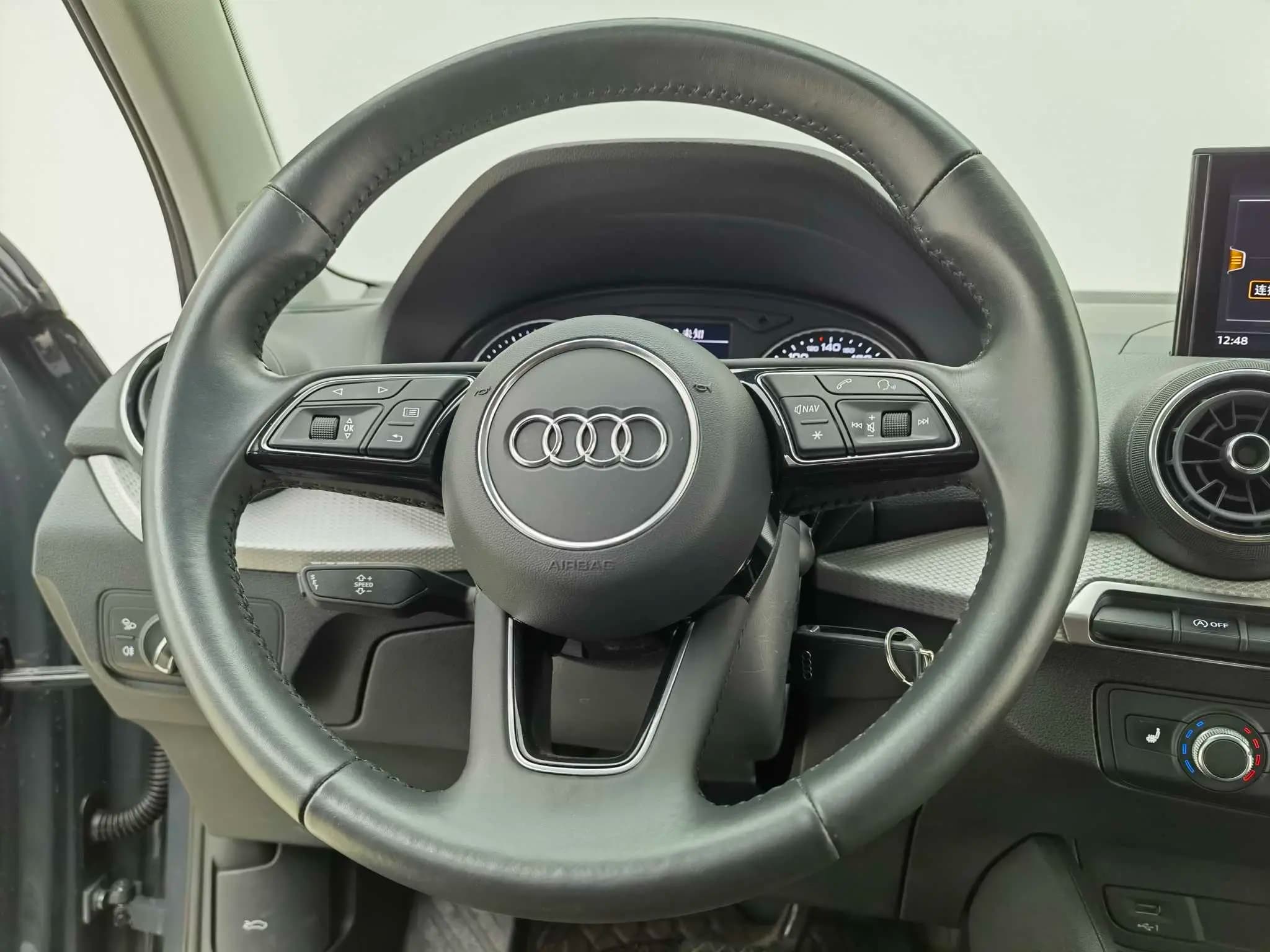 Audi Q2L 2021 г. 43043 км. — фото 11