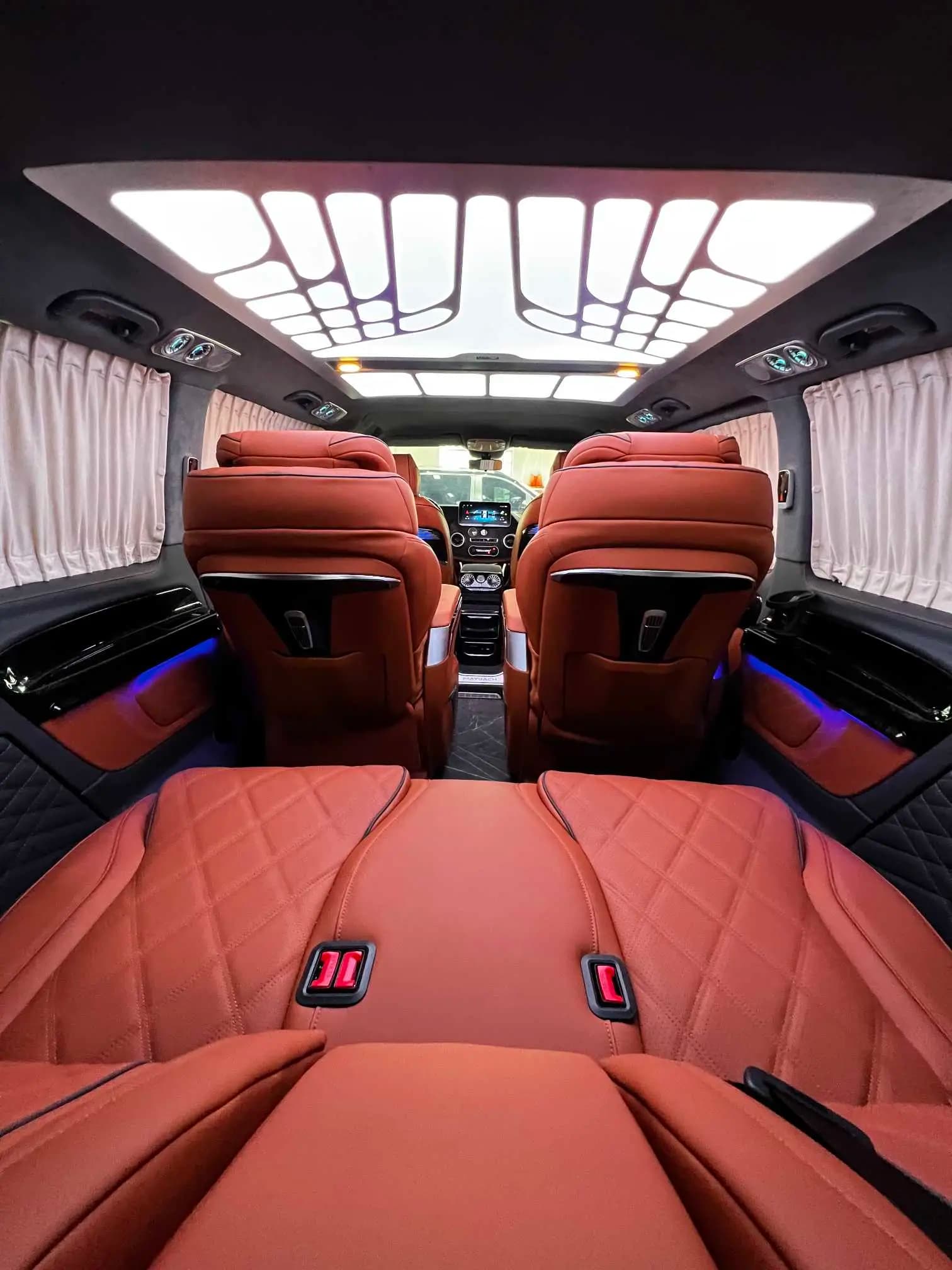 Mercedes-Benz Vito 2023 г. 10000 км. — фото 20