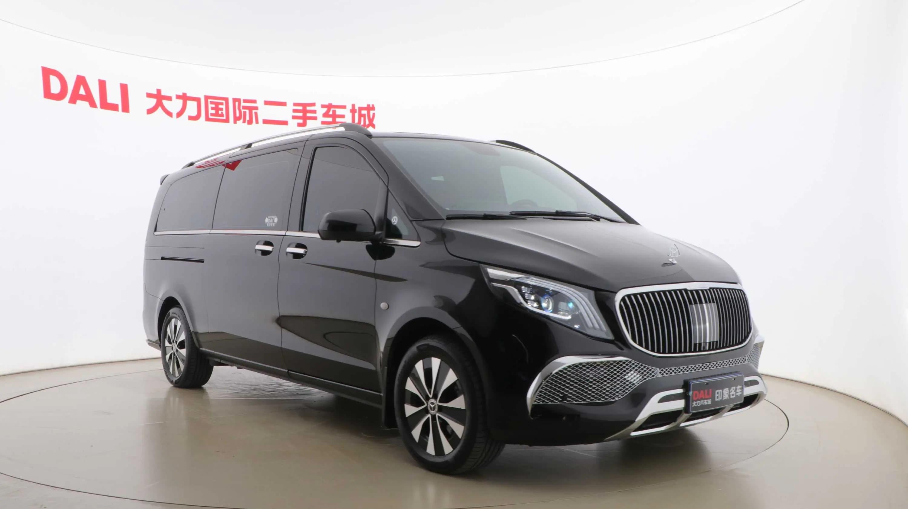 Mercedes-Benz Vito 2023 г. 10000 км. — фото 3