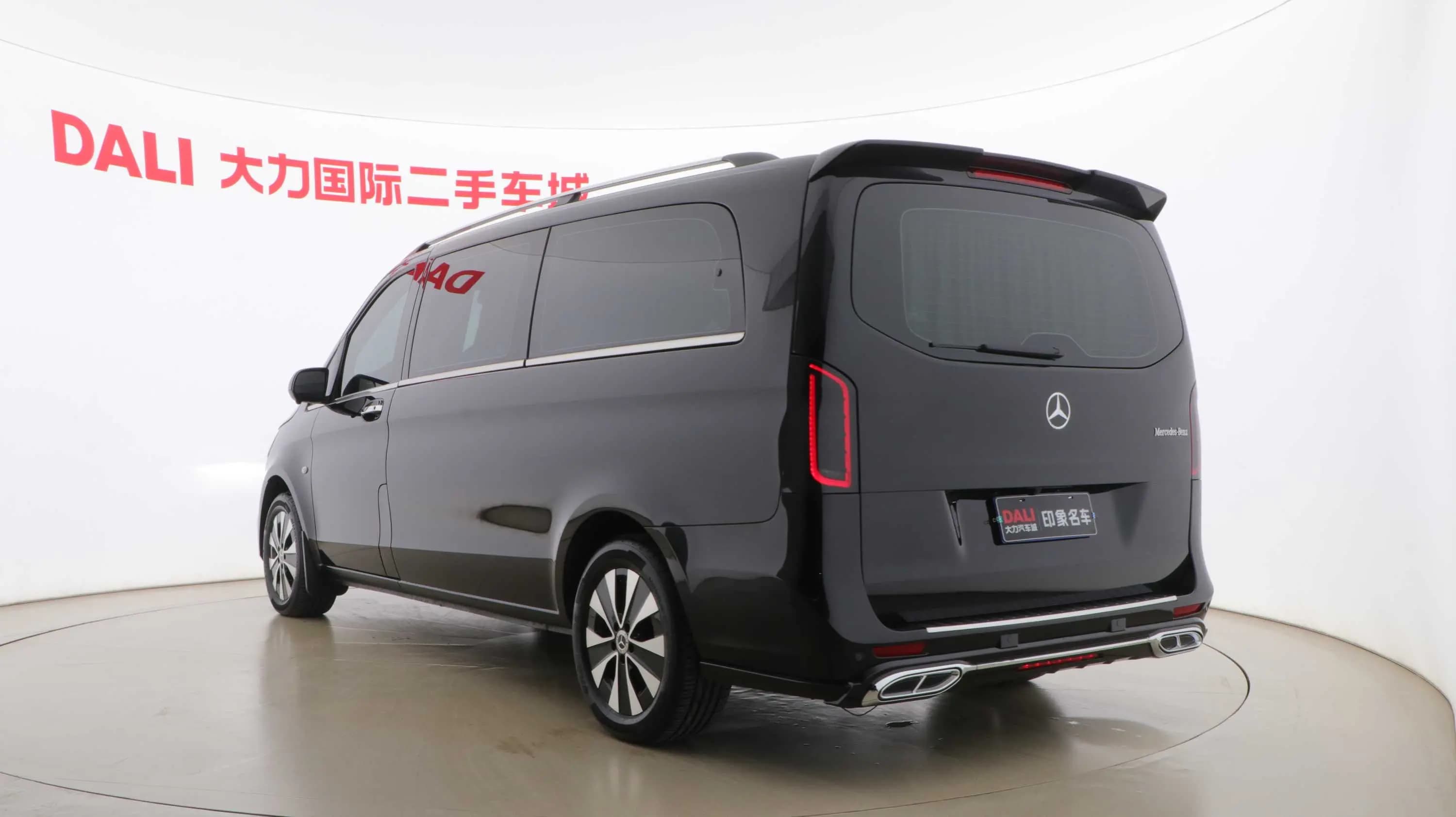 Mercedes-Benz Vito 2023 г. 10000 км. — фото 5