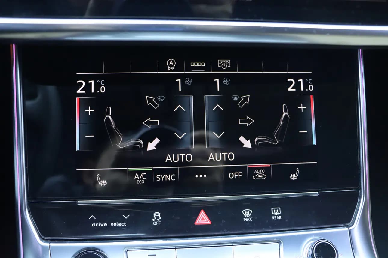 Audi A6L 2021 г. 47117 км. — фото 12