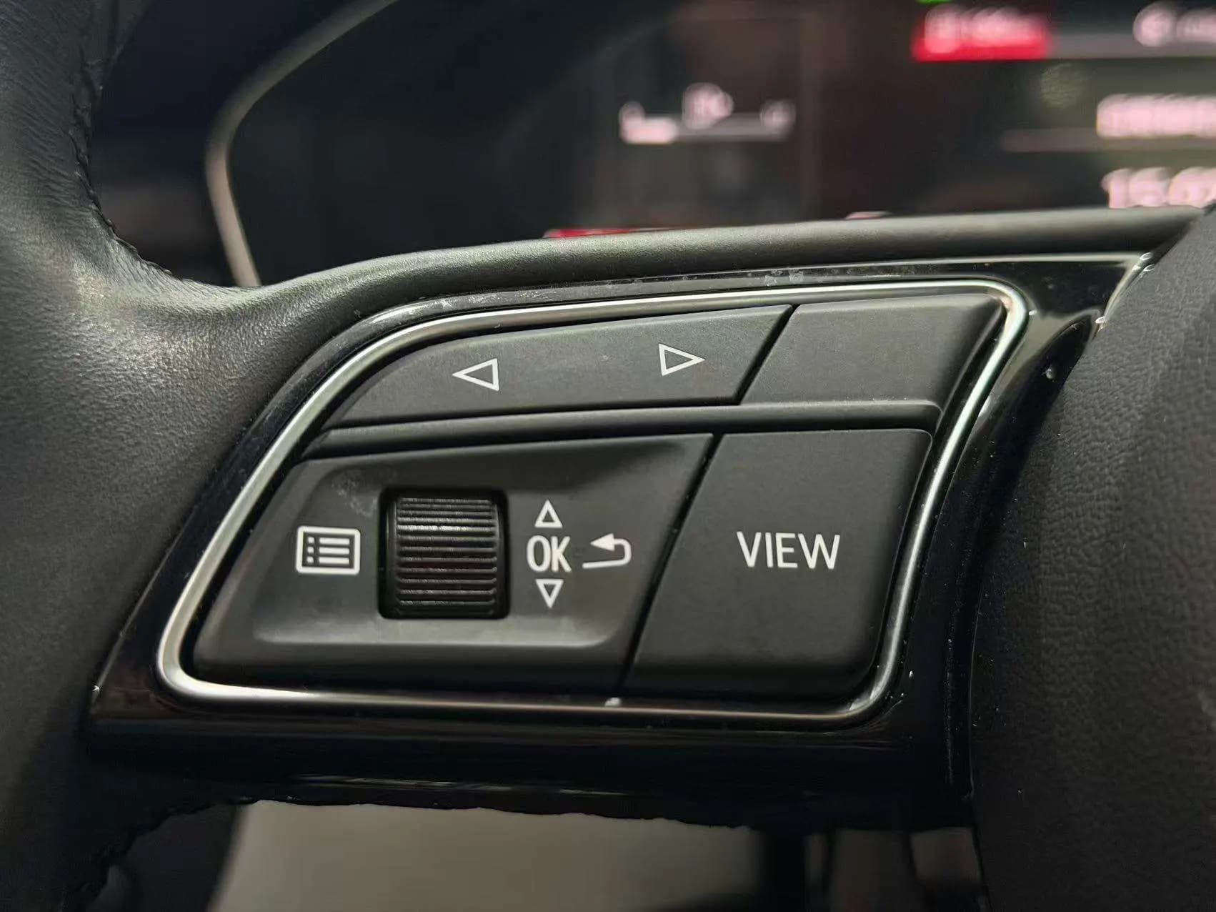 Audi A4L 2022 г. 37081 км. — фото 14