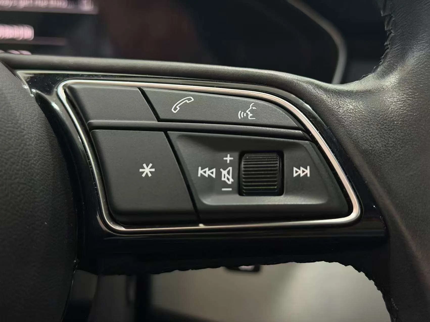 Audi A4L 2022 г. 37081 км. — фото 10