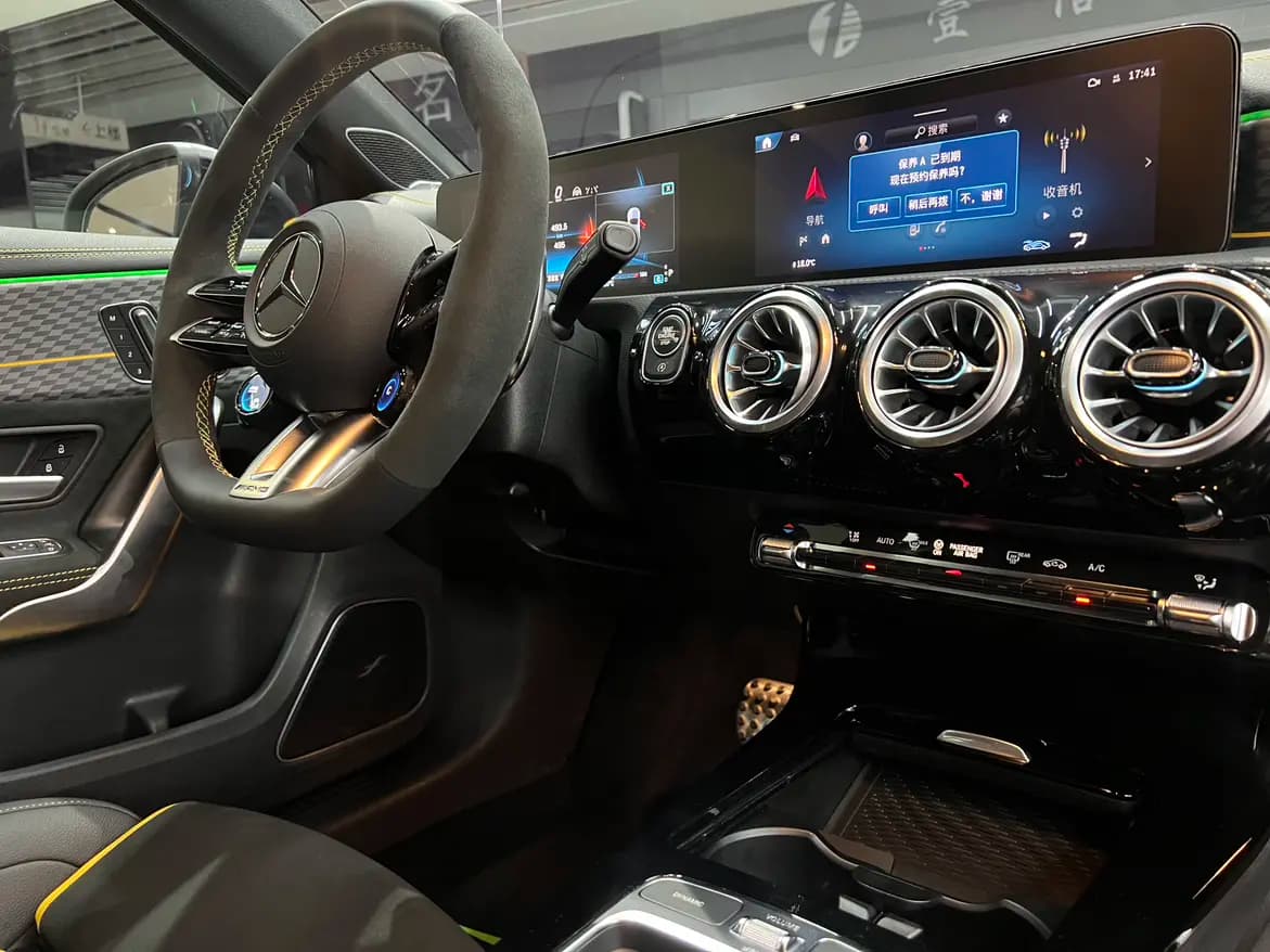 Mercedes-Benz A-Class AMG 2025 г. 506 км. — фото 15