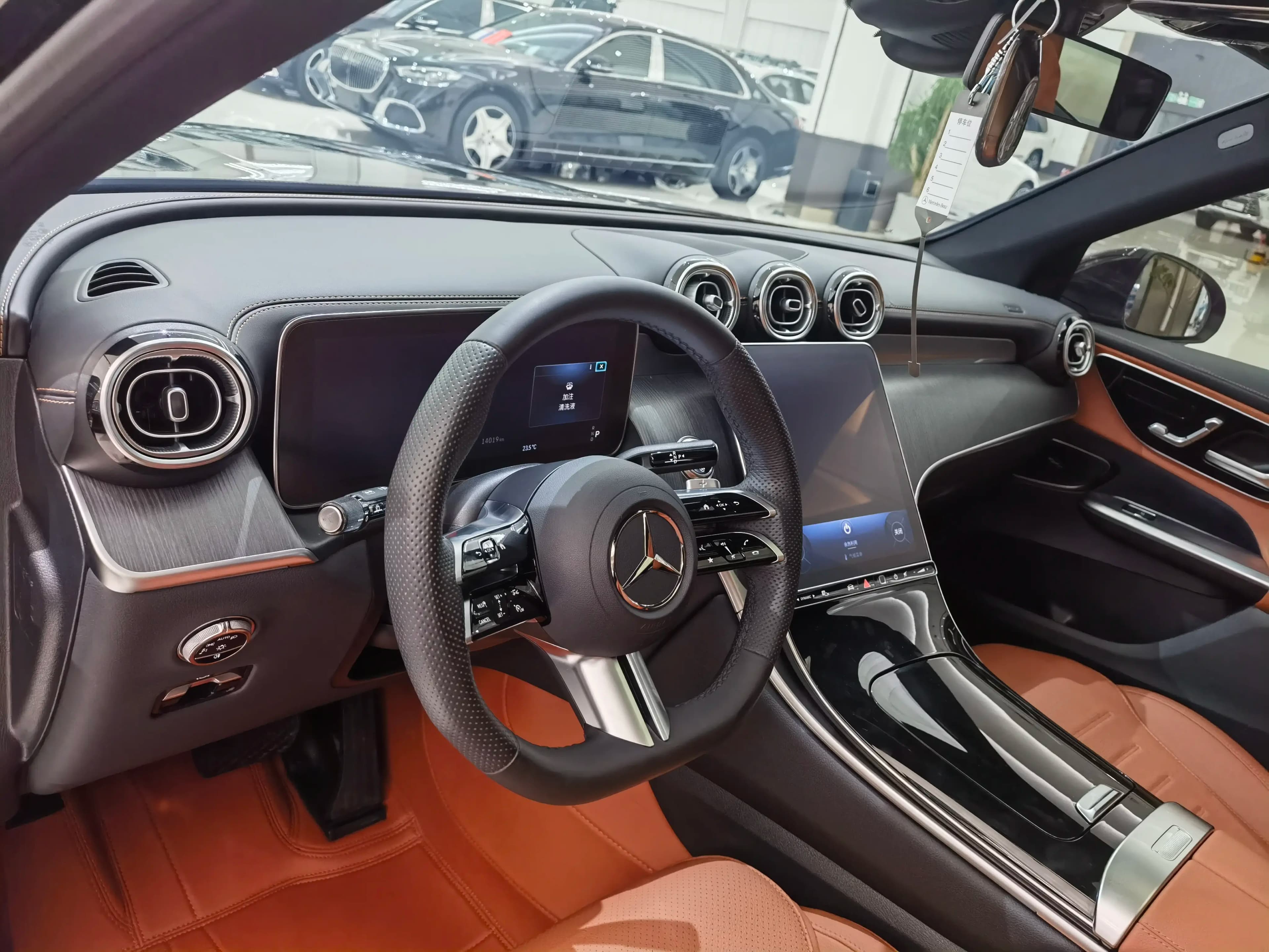 Mercedes-Benz GLC 2024 г. 14100 км. — фото 14
