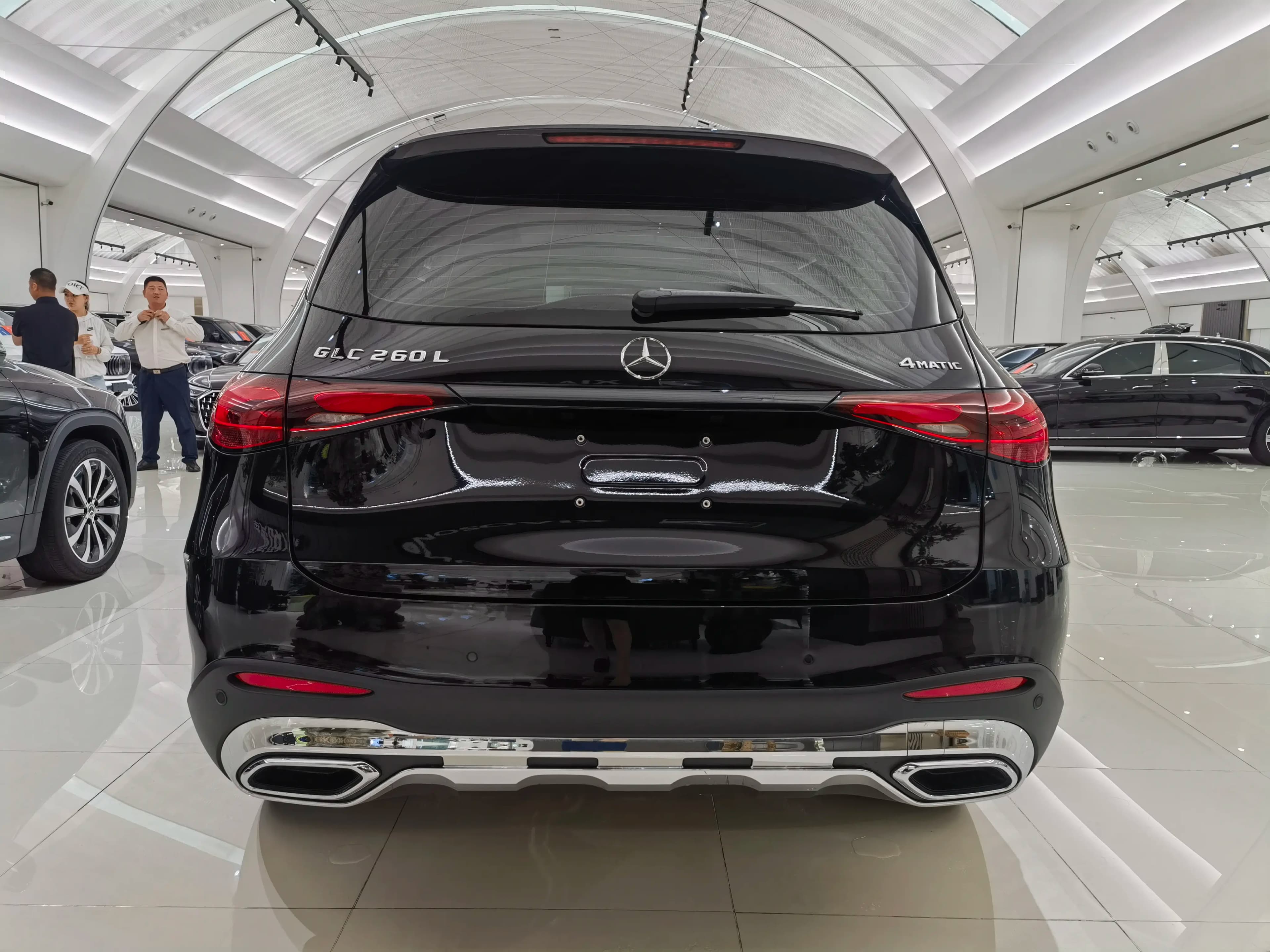Mercedes-Benz GLC 2024 г. 14100 км. — фото 3