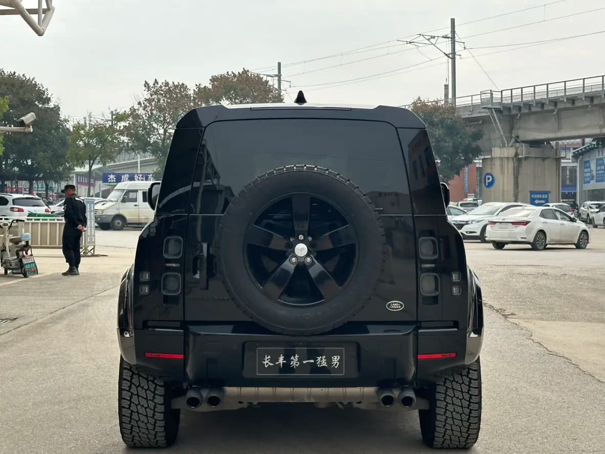 Land Rover Guard 2023 г. 29247 км. — фото 5