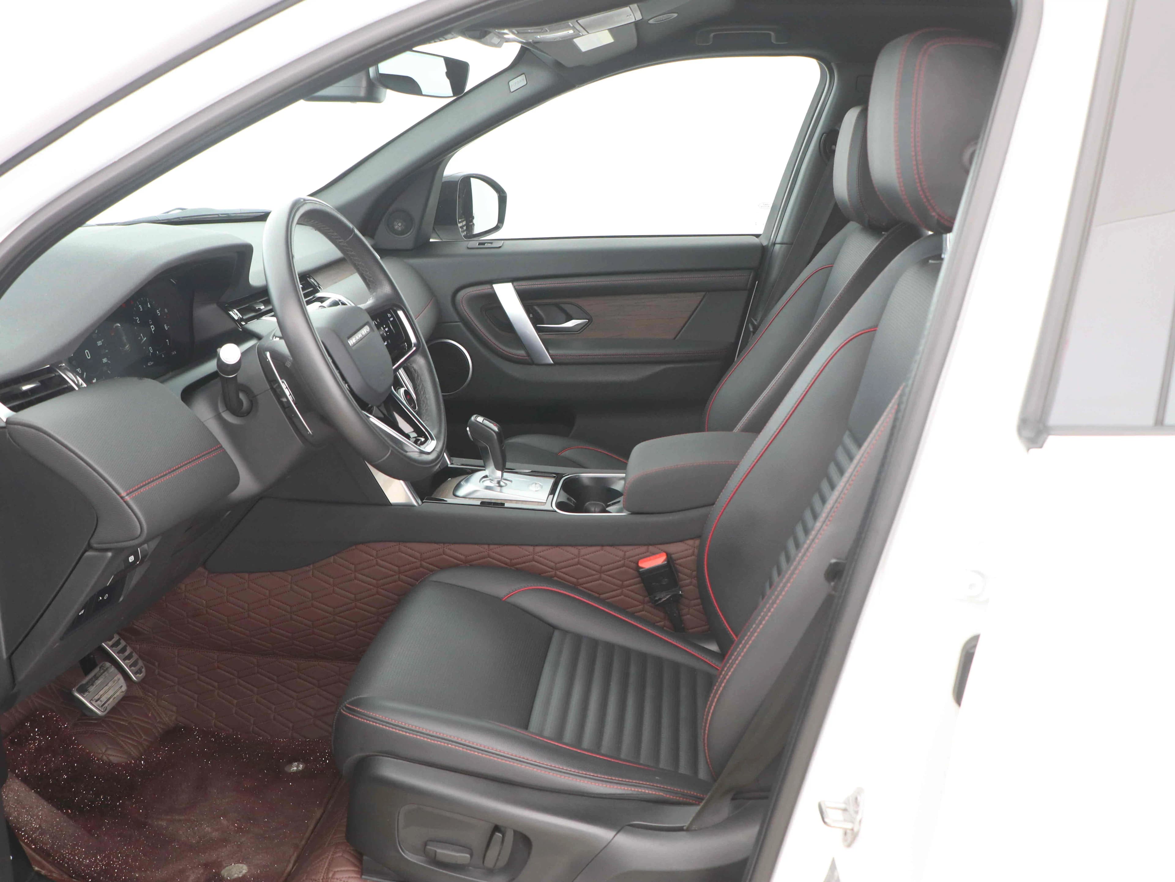 Land Rover Discover Sports 2021 г. 85028 км. — фото 15