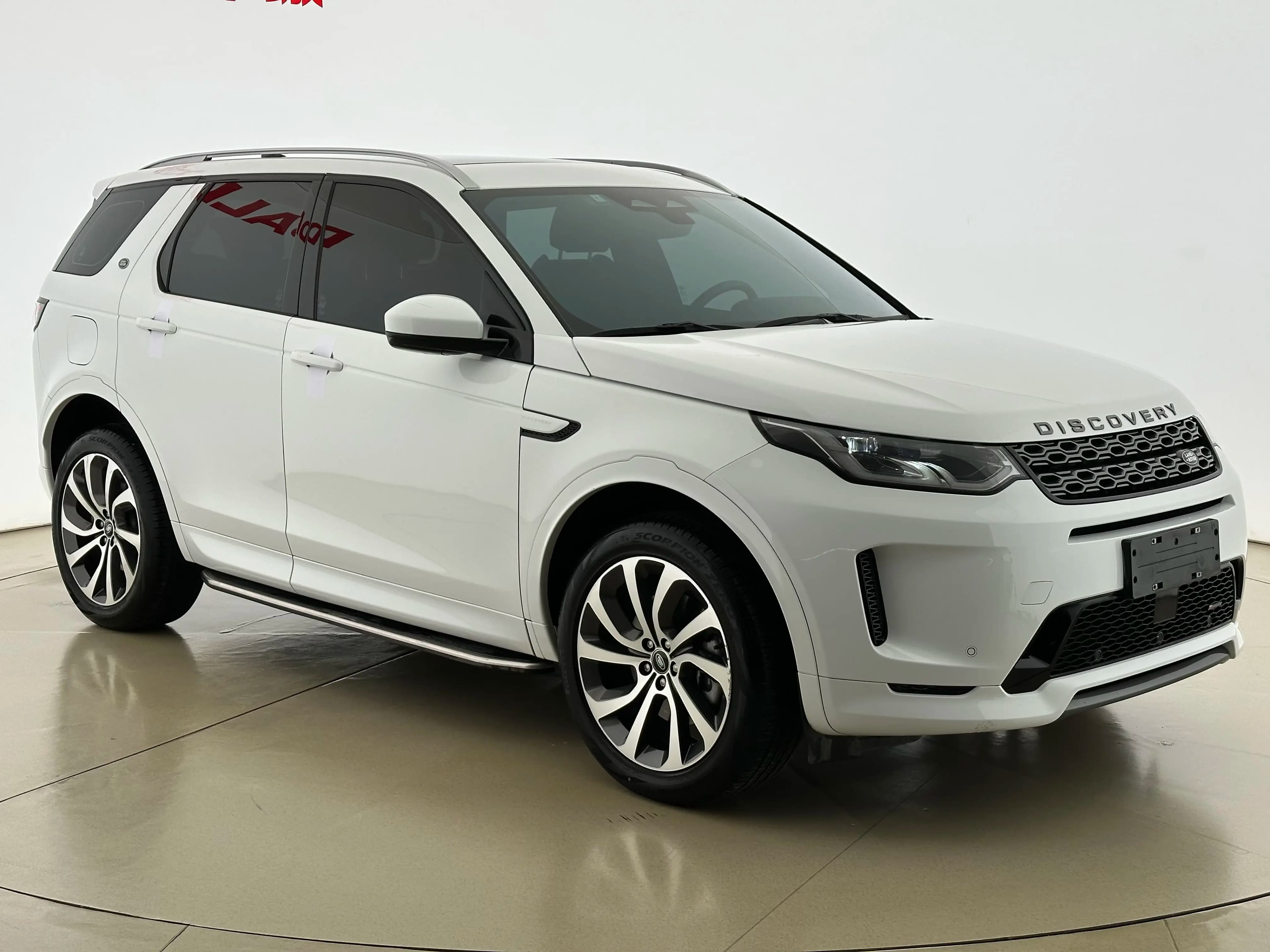 Land Rover Discover Sports 2021 г. 85028 км. — фото 3