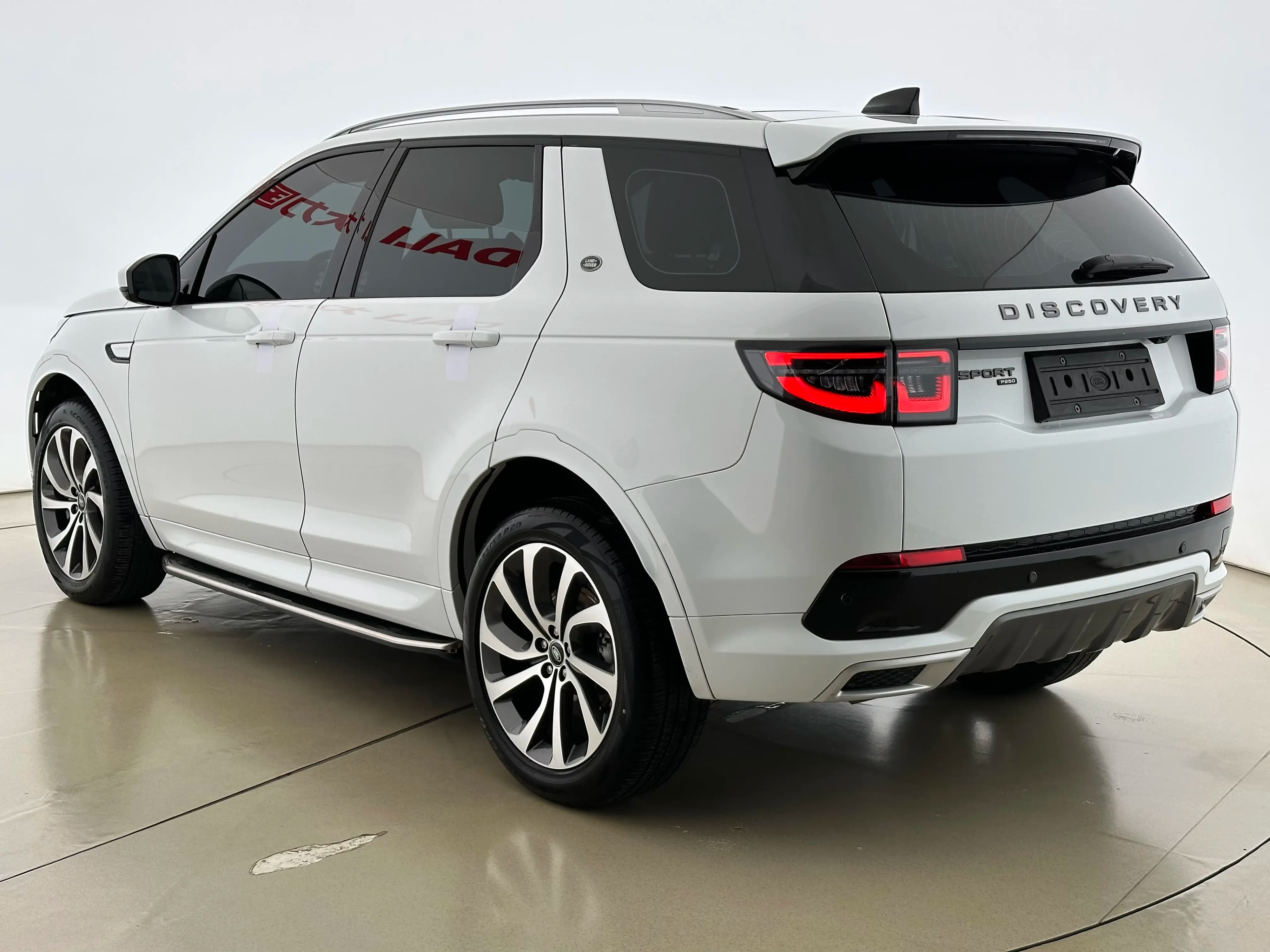Land Rover Discover Sports 2021 г. 85028 км. — фото 5
