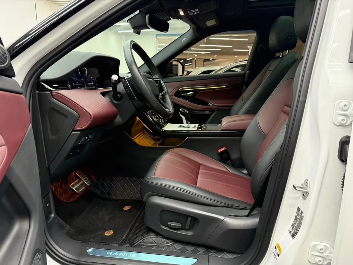 Land Rover Range Rover Evoque 2023 г. 33059 км. — фото 13