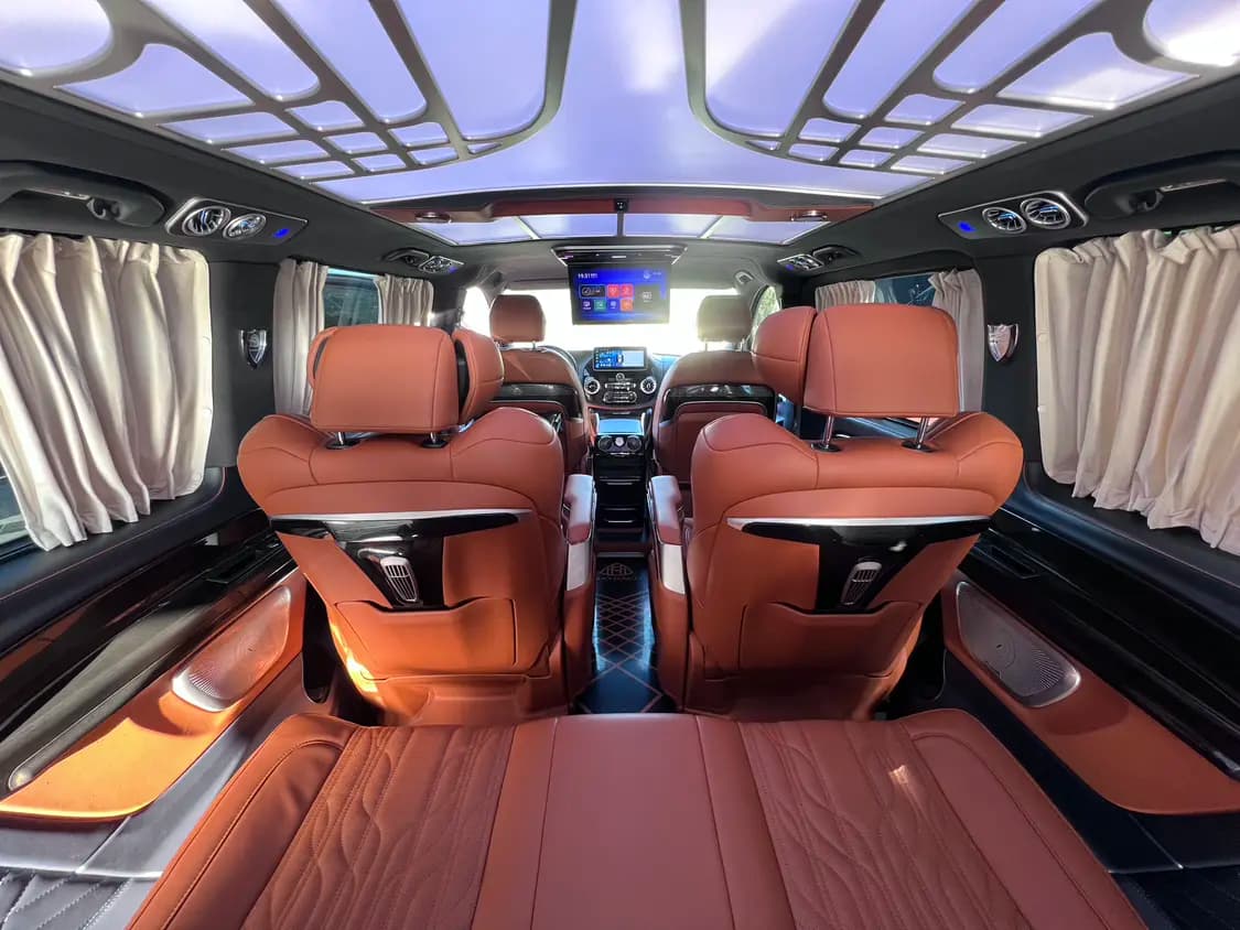 Mercedes-Benz Vito 2023 г. 45000 км. — фото 15