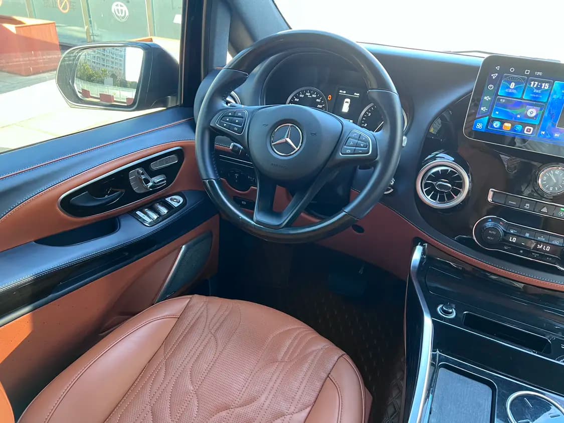 Mercedes-Benz Vito 2023 г. 45000 км. — фото 16