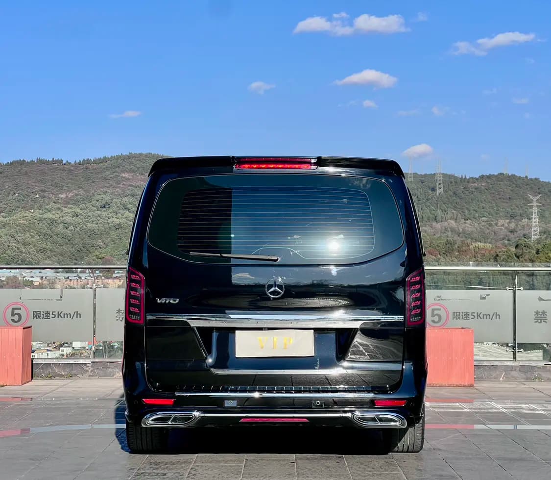 Mercedes-Benz Vito 2023 г. 45000 км. — фото 6