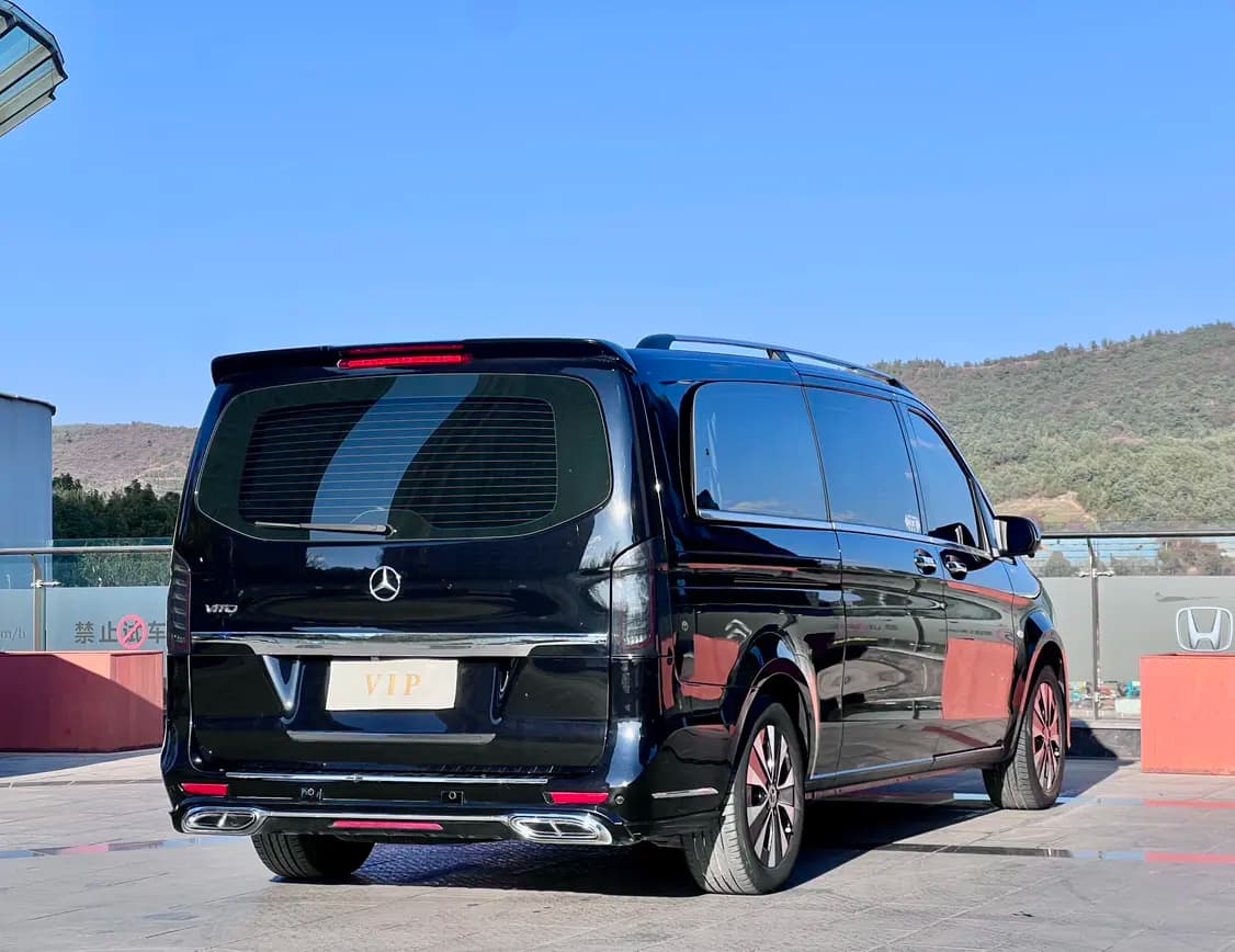 Mercedes-Benz Vito 2023 г. 45000 км. — фото 7