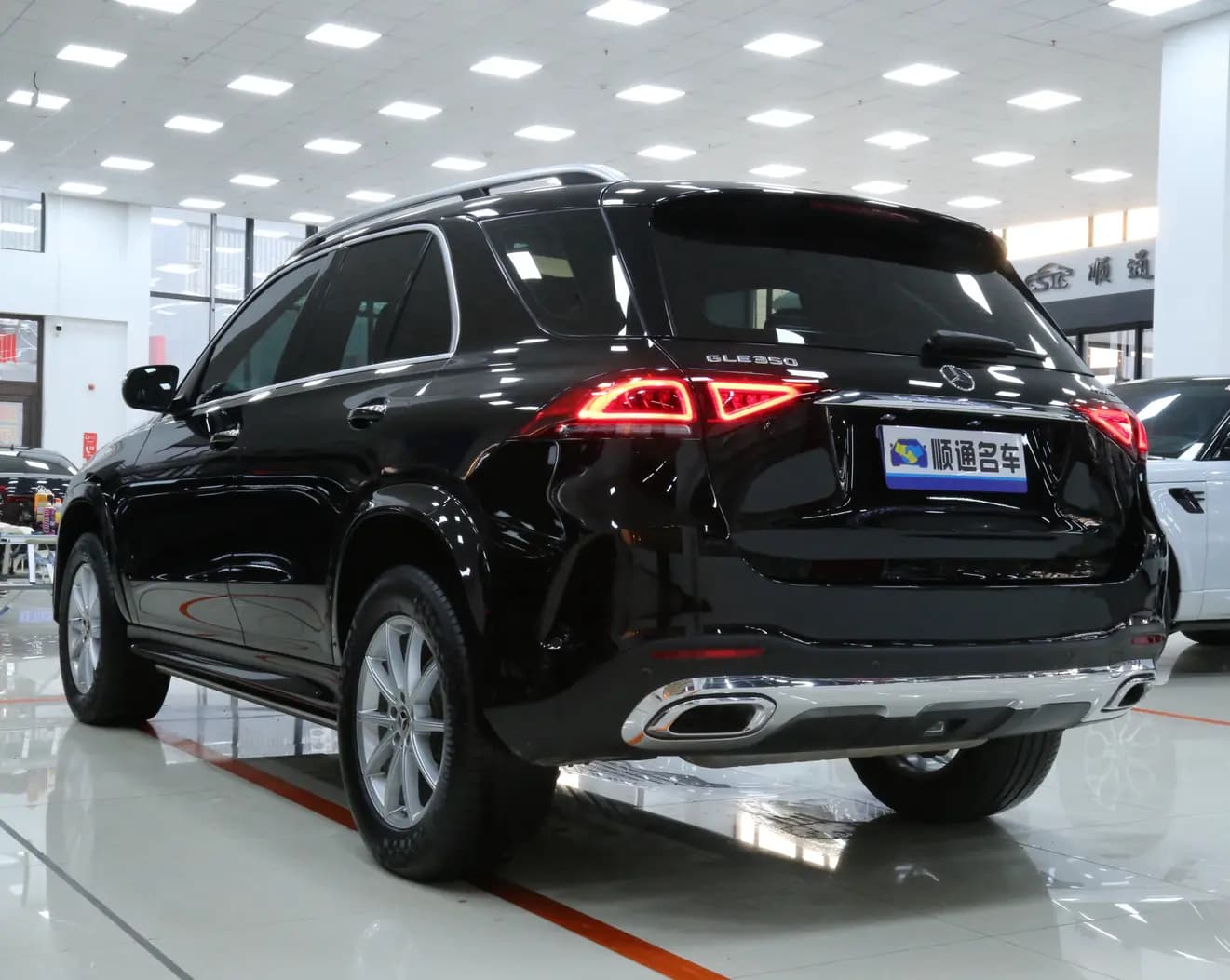 Mercedes-Benz GLE 2021 г. 59055 км. — фото 4