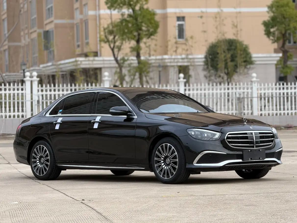 Mercedes-Benz E-Class 2021 г. 90147 км. — фото 3