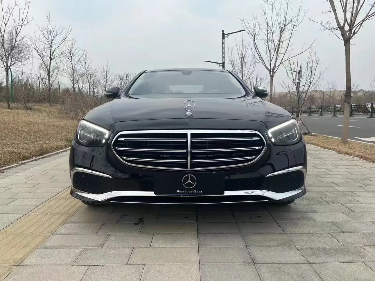 Mercedes-Benz E-Class 2023 г. 39014 км. — фото 2
