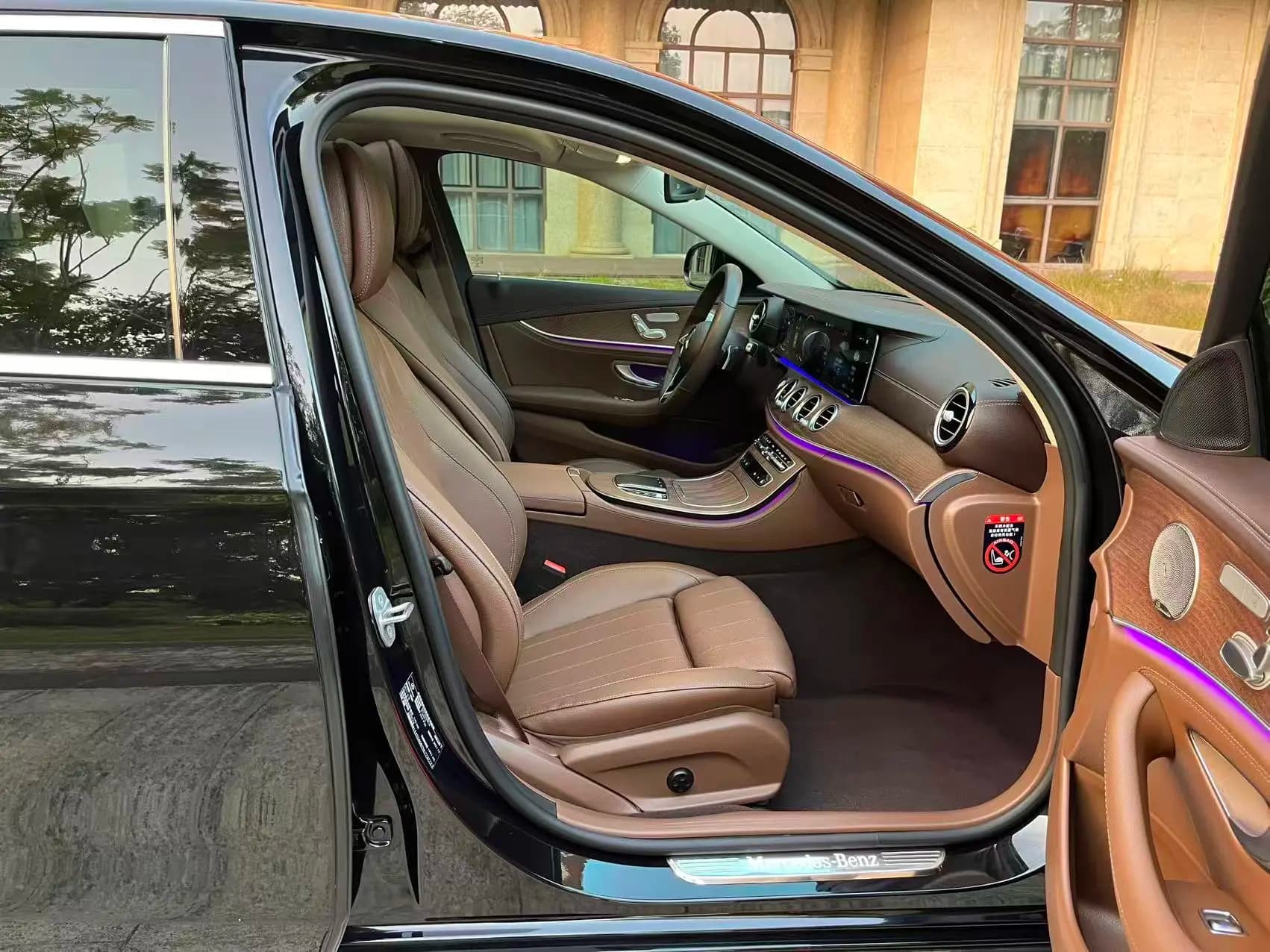 Mercedes-Benz E-Class 2022 г. 30012 км. — фото 25