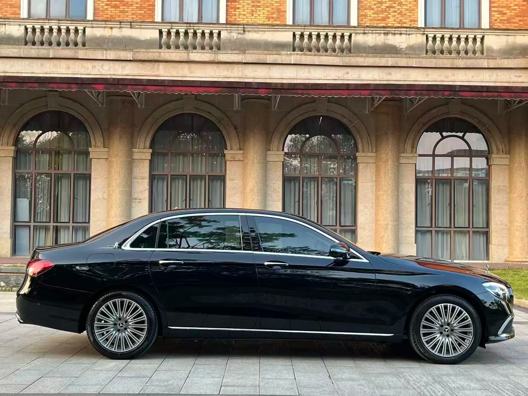 Mercedes-Benz E-Class 2022 г. 30012 км. — фото 6