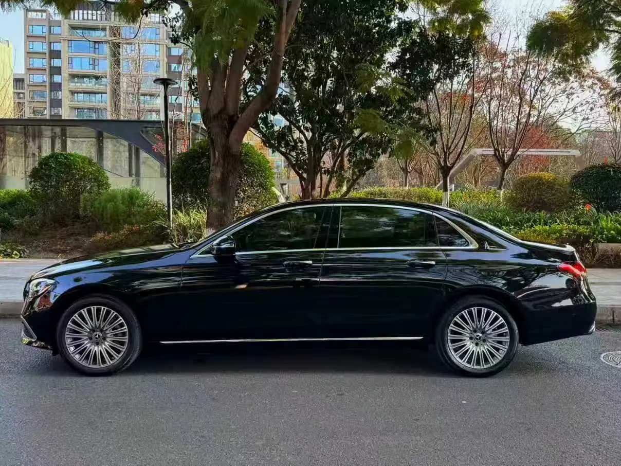 Mercedes-Benz E-Class 2023 г. 56010 км. — фото 4