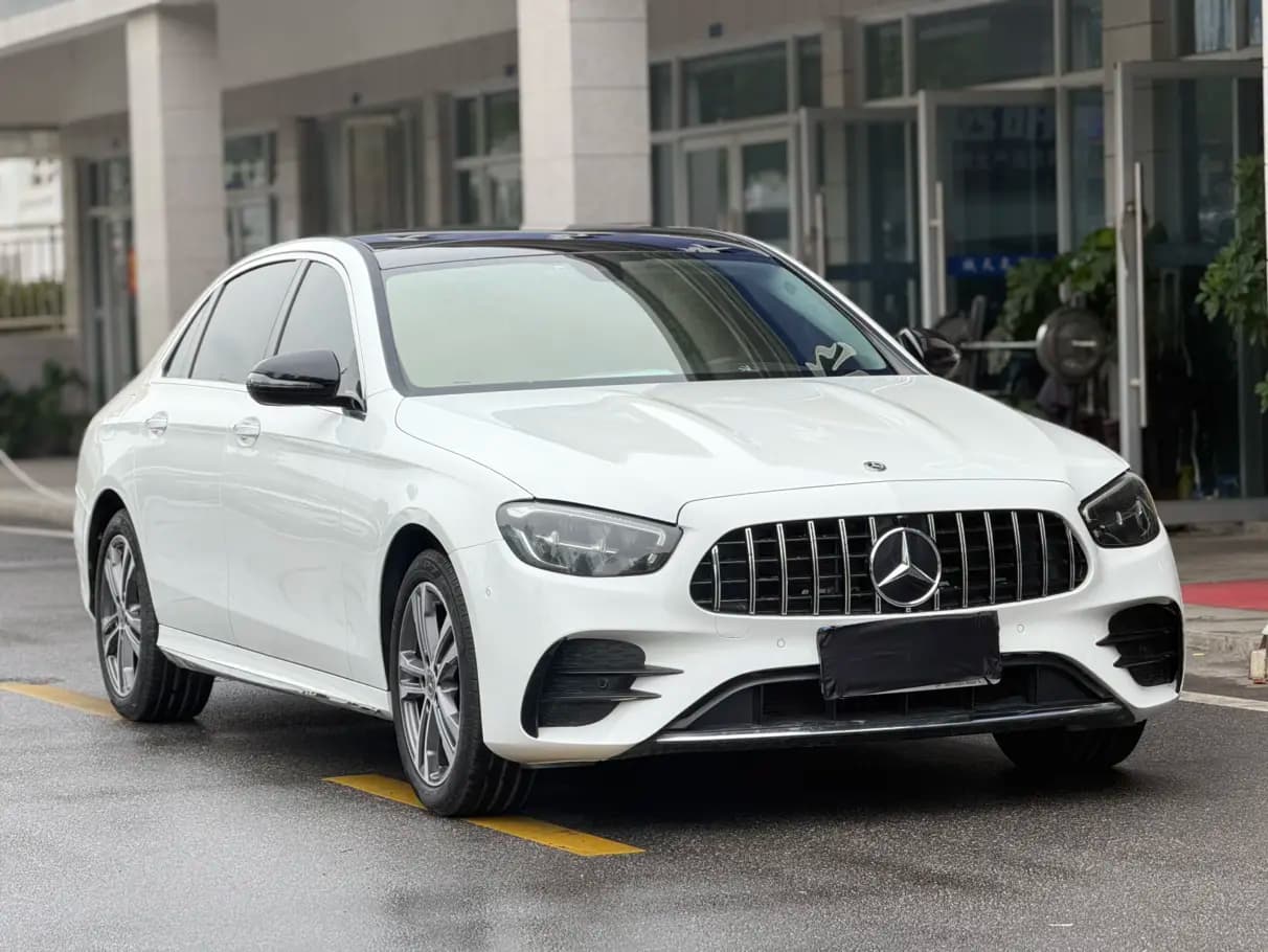 Mercedes-Benz E-Class 2021 г. 90008 км. — фото 3