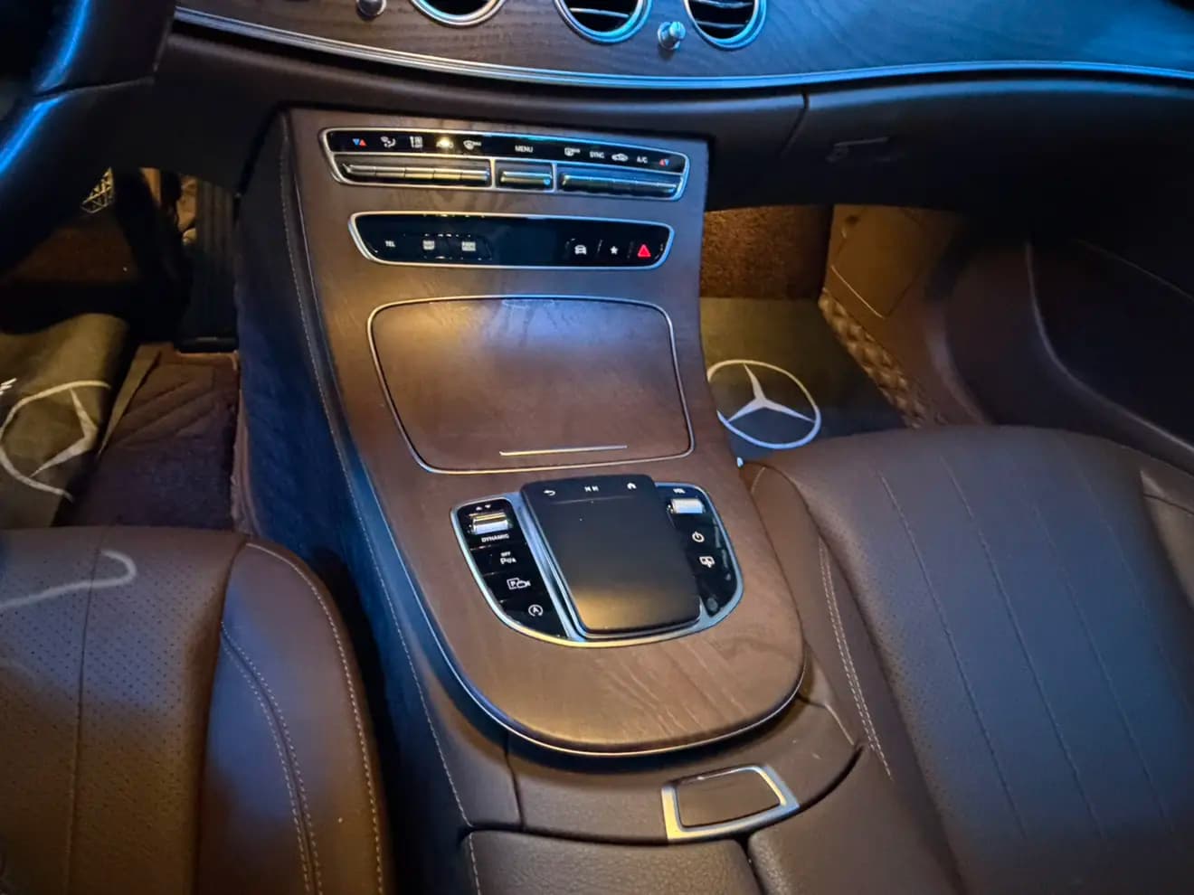 Mercedes-Benz E-Class 2022 г. 45006 км. — фото 11