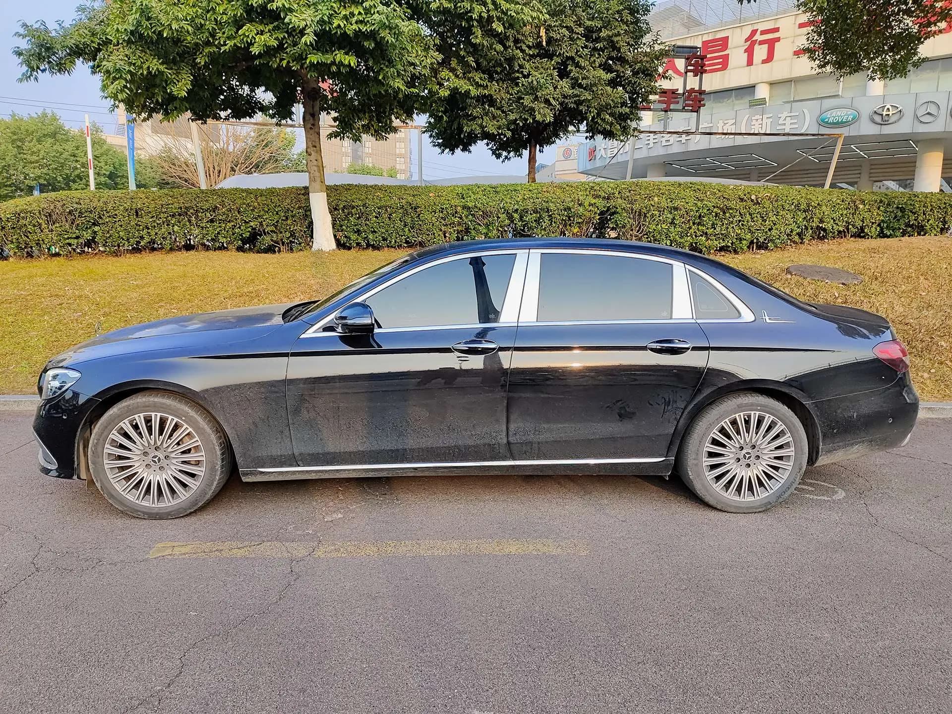 Mercedes-Benz E-Class 2023 г. 53004 км. — фото 3