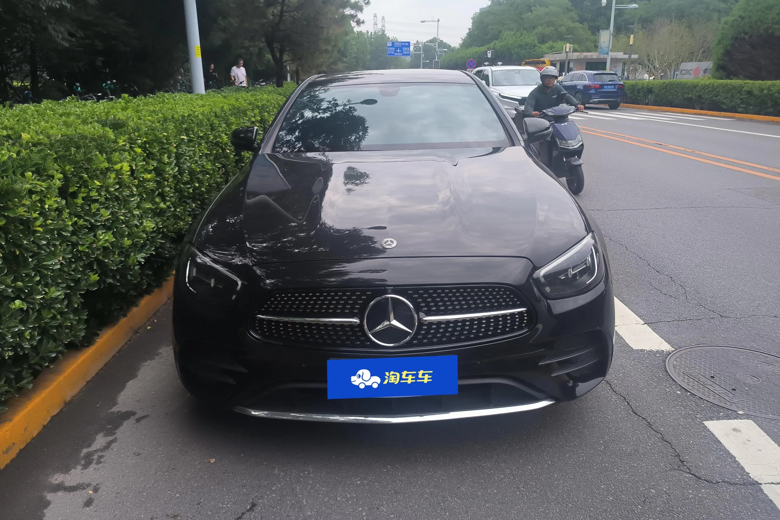 Mercedes-Benz E-Class 2021 г. 63867 км. — фото 2