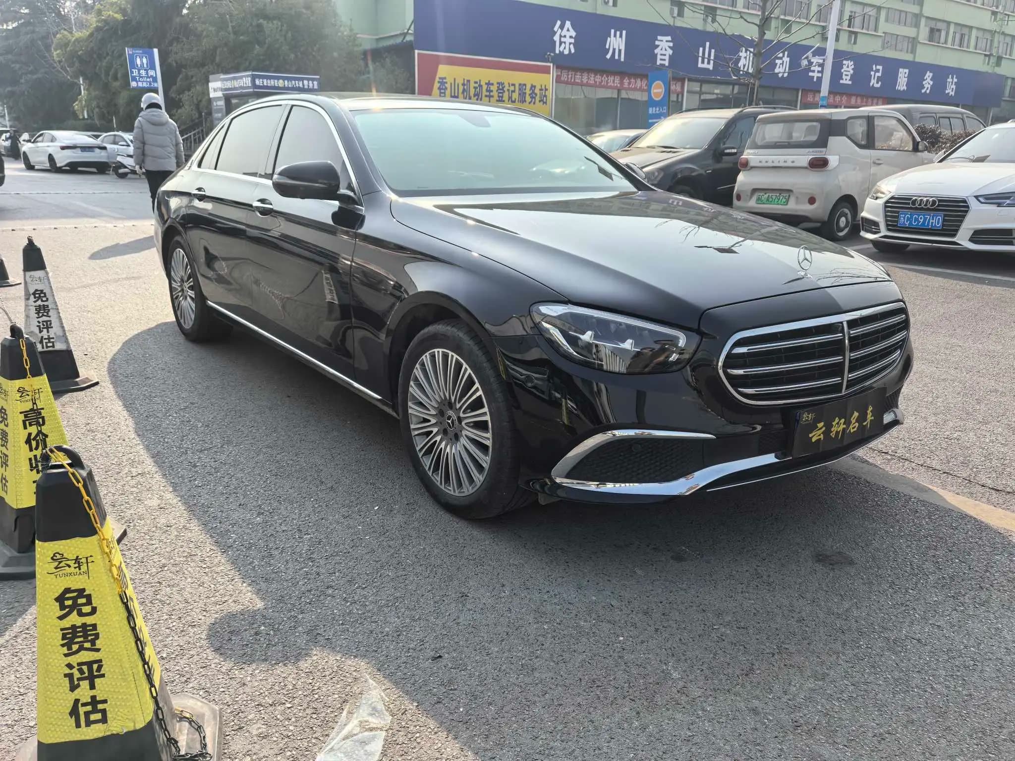 Mercedes-Benz E-Class 2022 г. 35122 км. — фото 3
