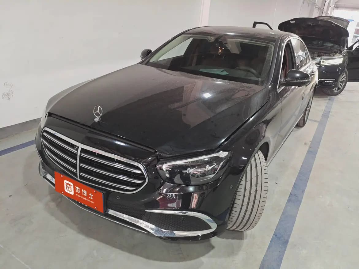 Mercedes-Benz E-Class 2023 г. 42121 км. — фото 6