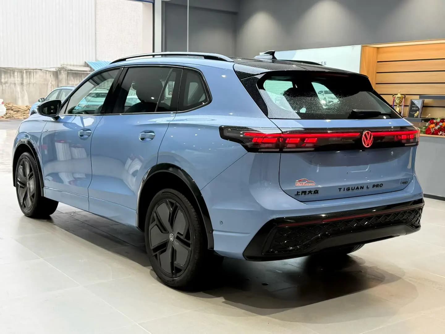 Volkswagen Tiguan L 2024 г. 3865 км. — фото 4