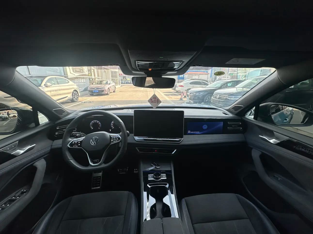 Volkswagen Tiguan L 2024 г. 3066 км. — фото 7
