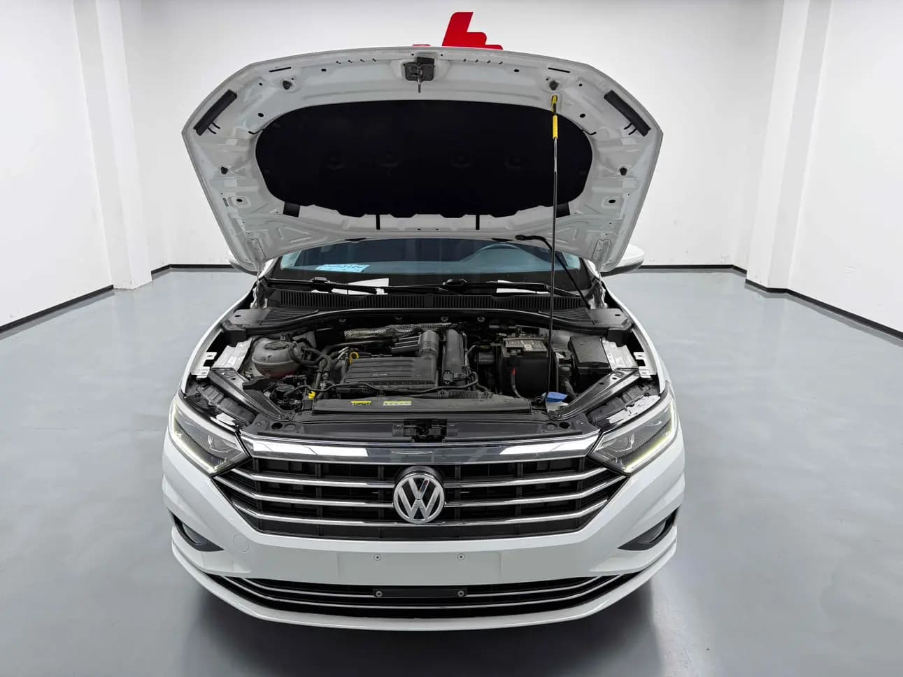 Volkswagen Sagitar 2022 г. 35083 км. — фото 10