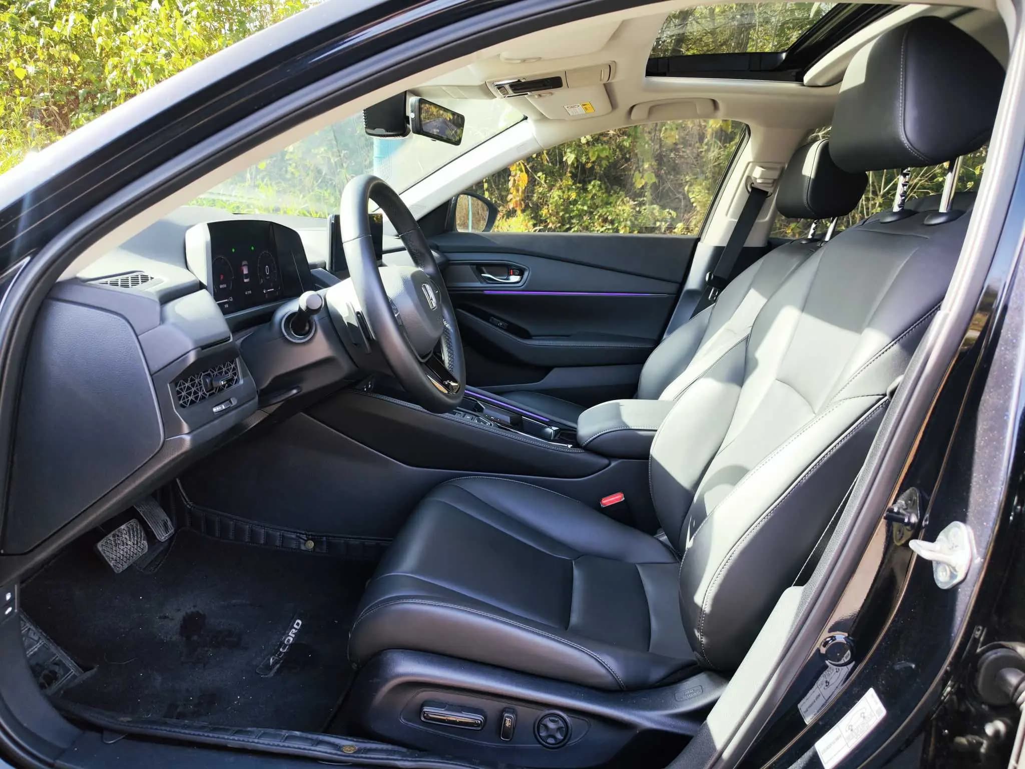 Honda Accord PHEV 2025 г. 5038 км. — фото 12