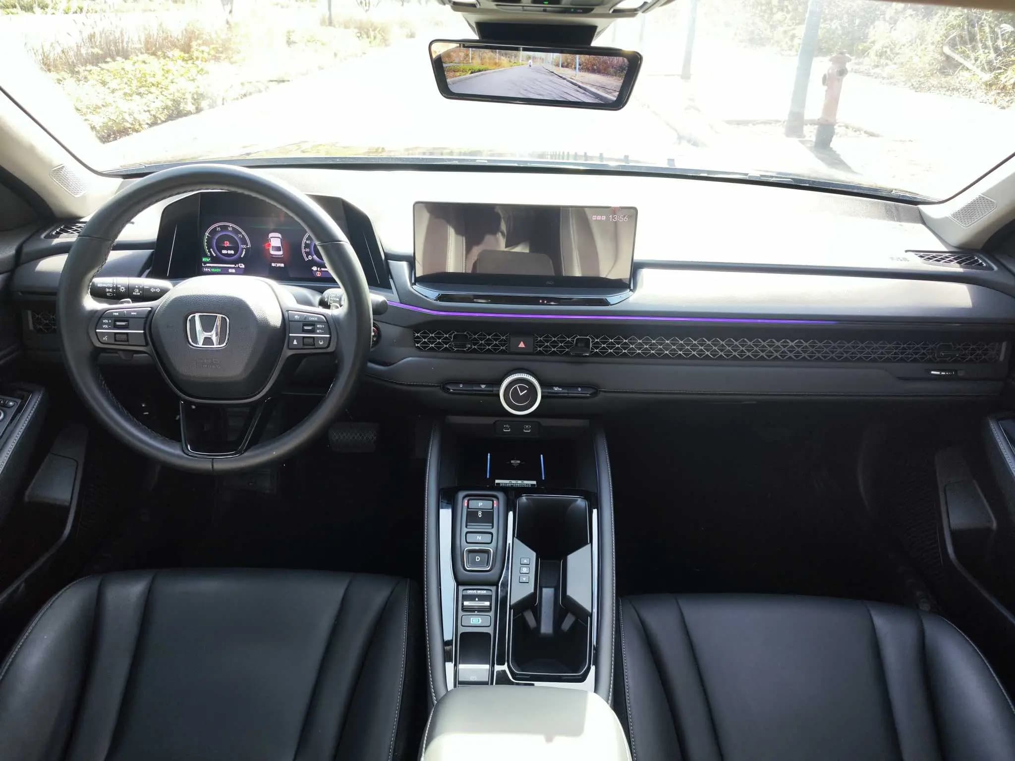 Honda Accord PHEV 2025 г. 5038 км. — фото 7