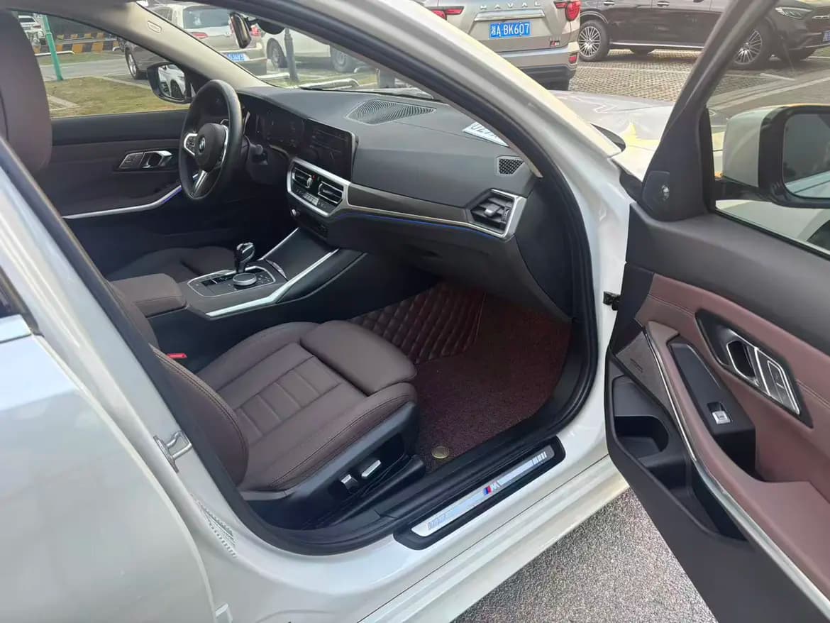 BMW X3 30i 2.0 xDrive Steptronic (249 л.с.) 2021 г. 50001 км — фото 5