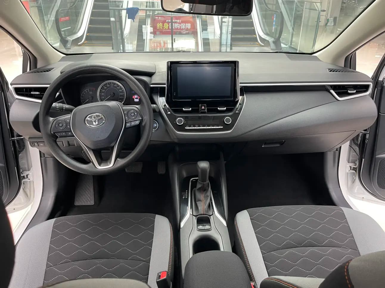 Toyota Corolla 2022 г. 26008 км. — фото 9