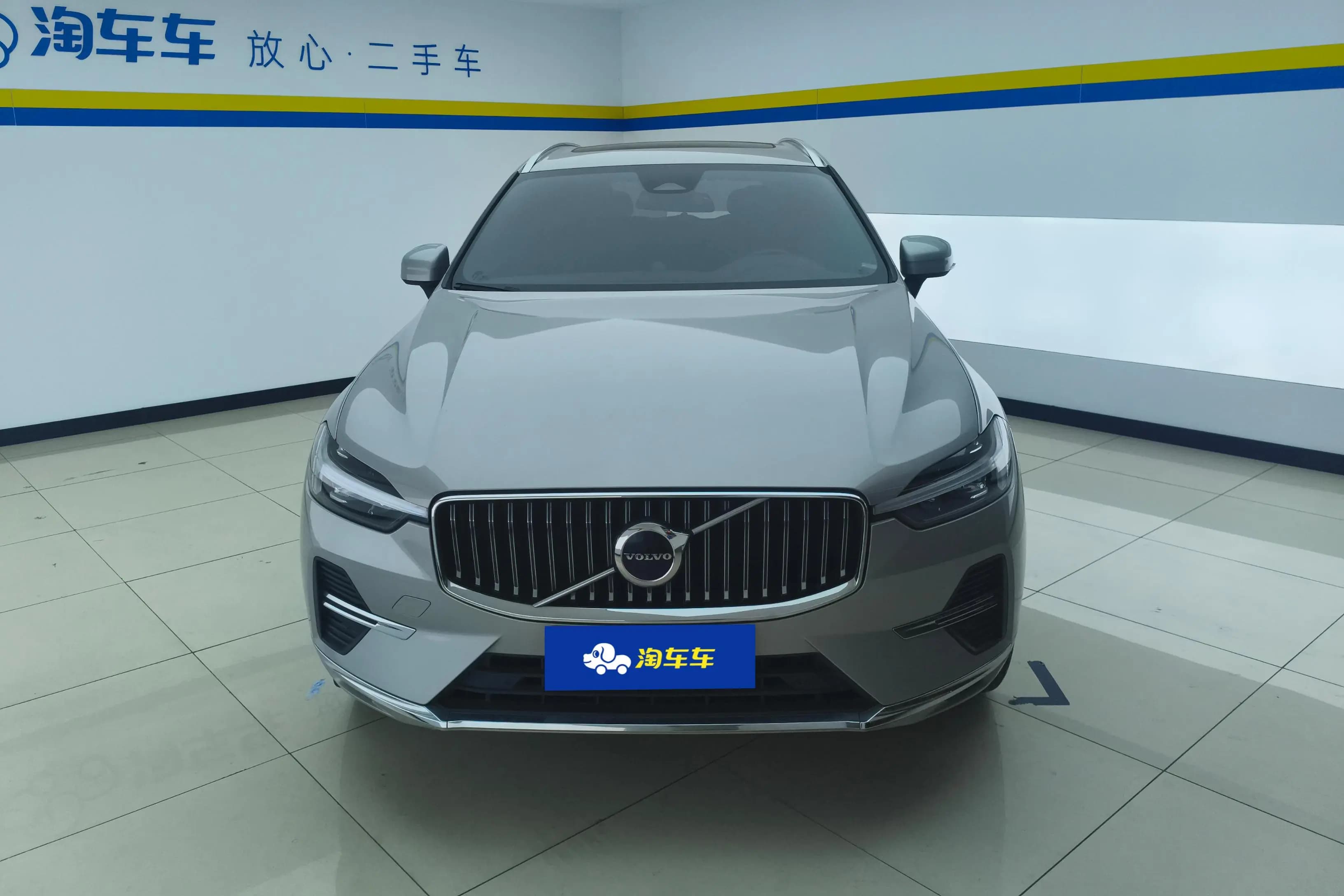Volvo XC60 2021 г. 49331 км. — фото 2