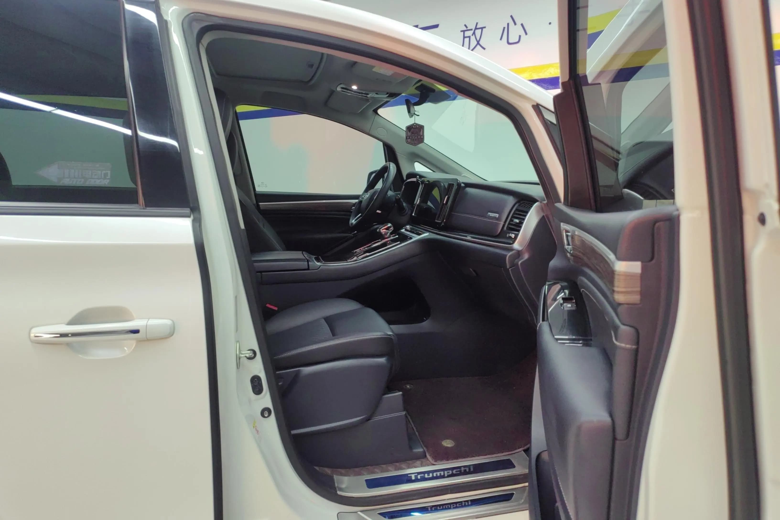 GAC Trumpchi M8 2022 г. 82226 км. — фото 15
