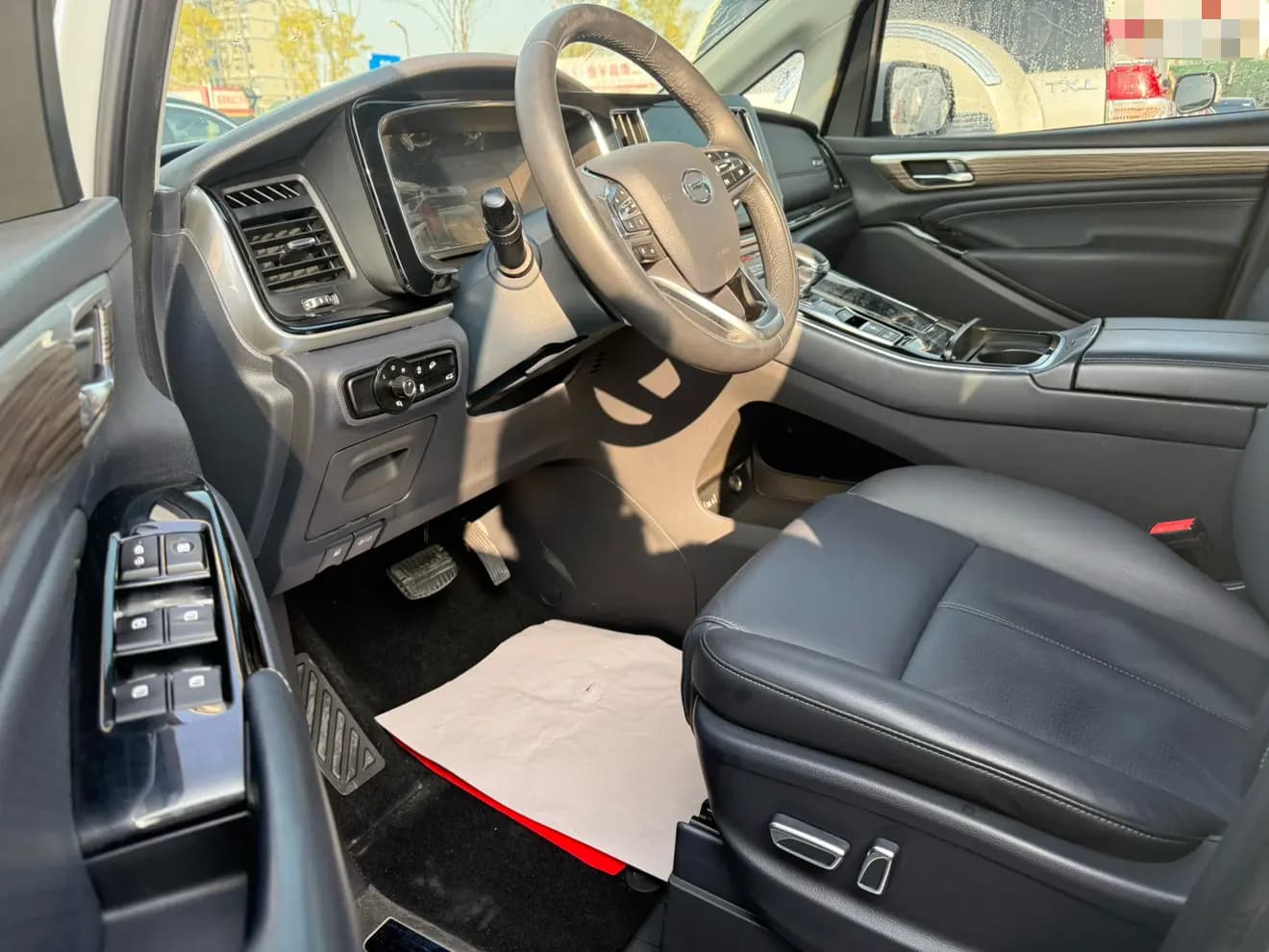 GAC Trumpchi M8 2022 г. 50134 км. — фото 10